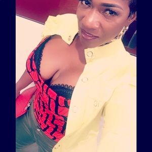 Meet your Posher, Georgia